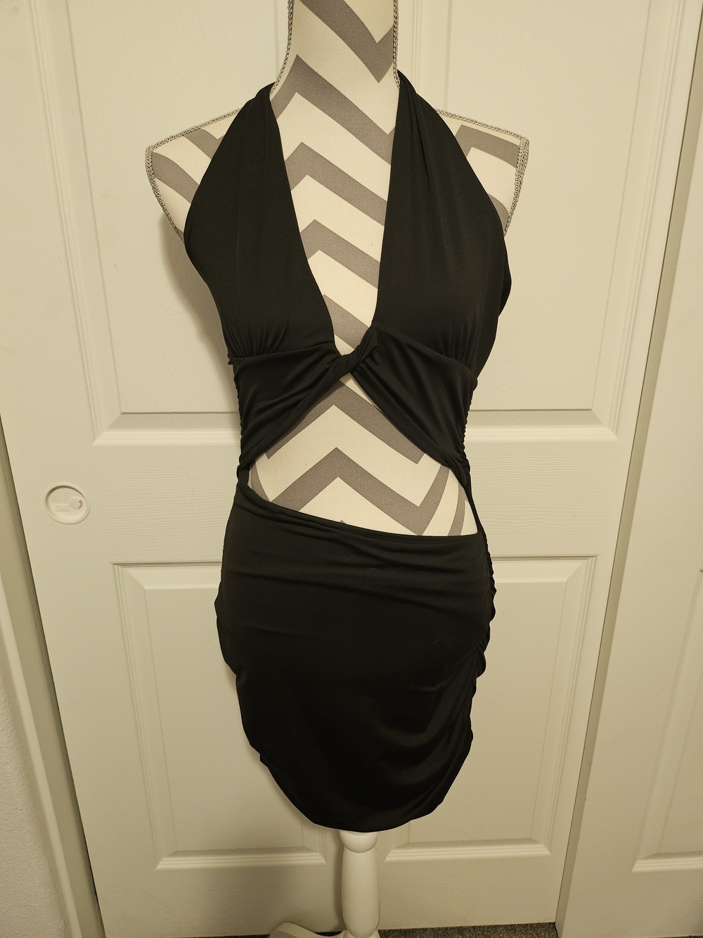 SHEIN Black Asymmetrical Cutout Dress